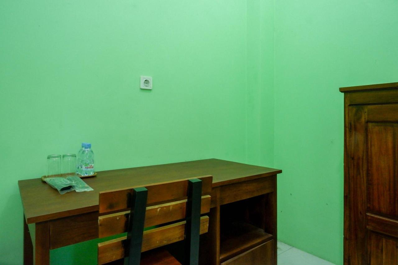 Reddoorz Syariah Near Monumen Jogja Kembali Hotel Kejayan ภายนอก รูปภาพ